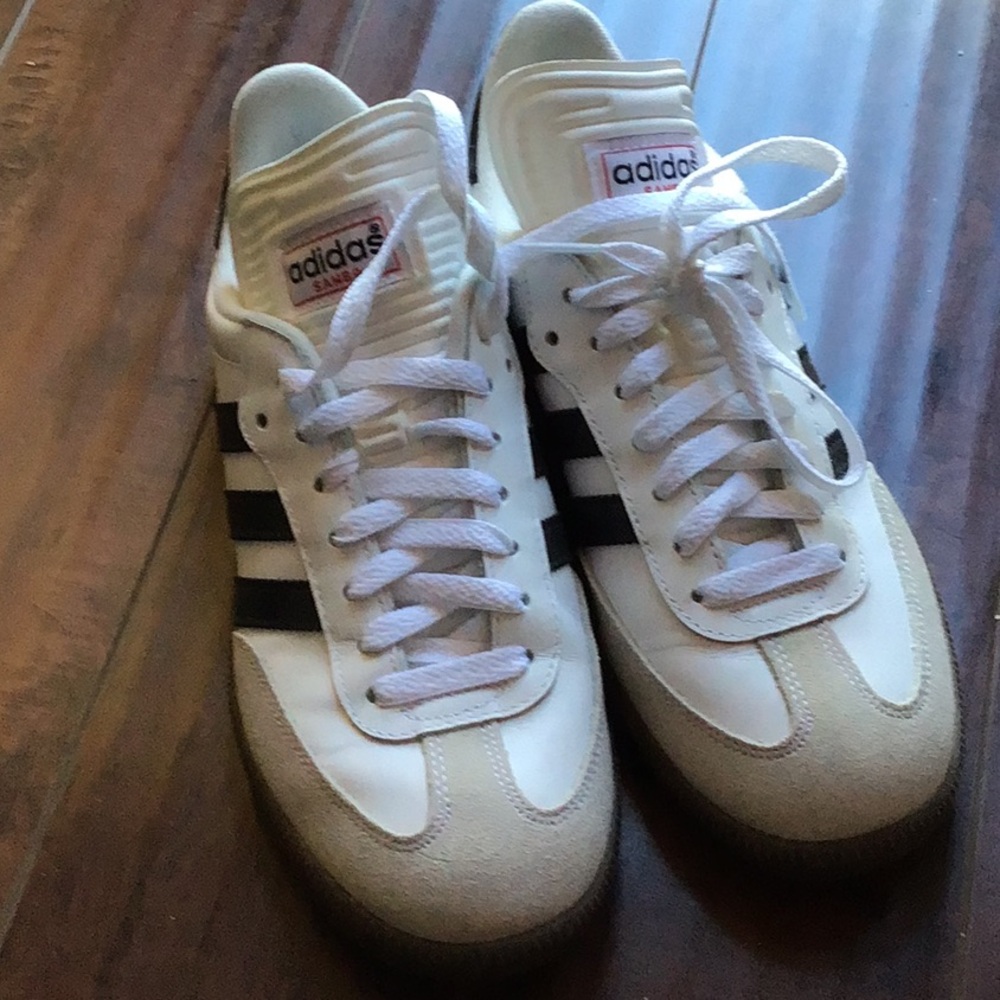 Adidas Sambas